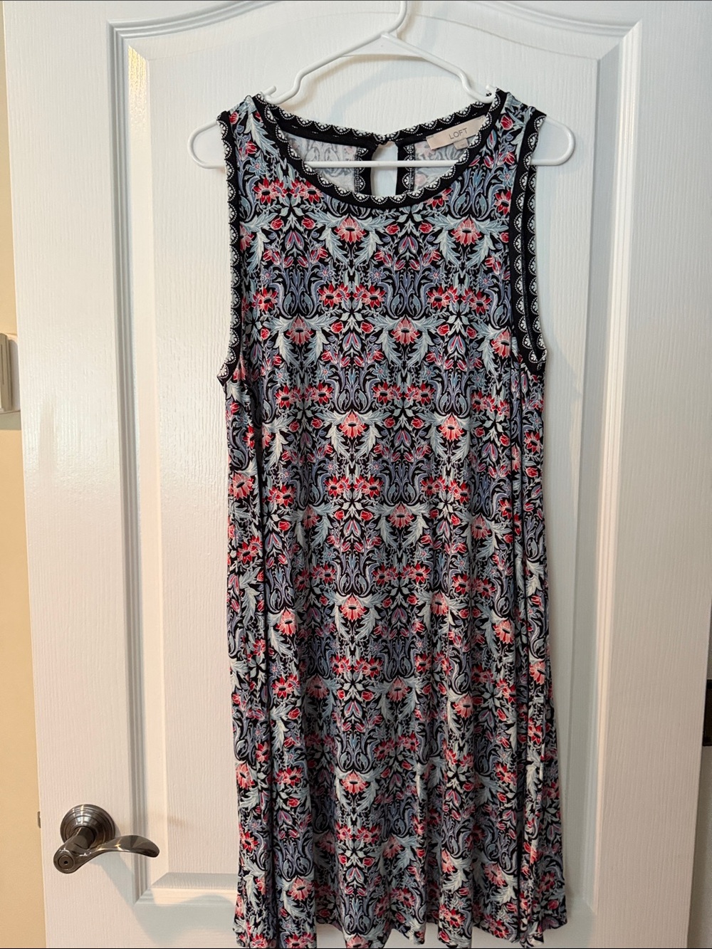 Loft size large sleeveless black blue, and red summer dress